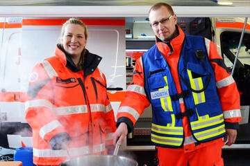 Unsere Logistikgruppe sorgt für die Verpflegung von Einsatzkräften