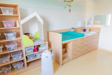 Wickelraum Johanniter-Kinderkrippe "Jakobswichtel"
