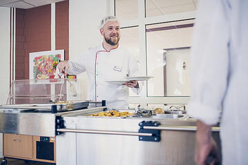 In den Restaurants werden oft mehrere Gerichte angeboten