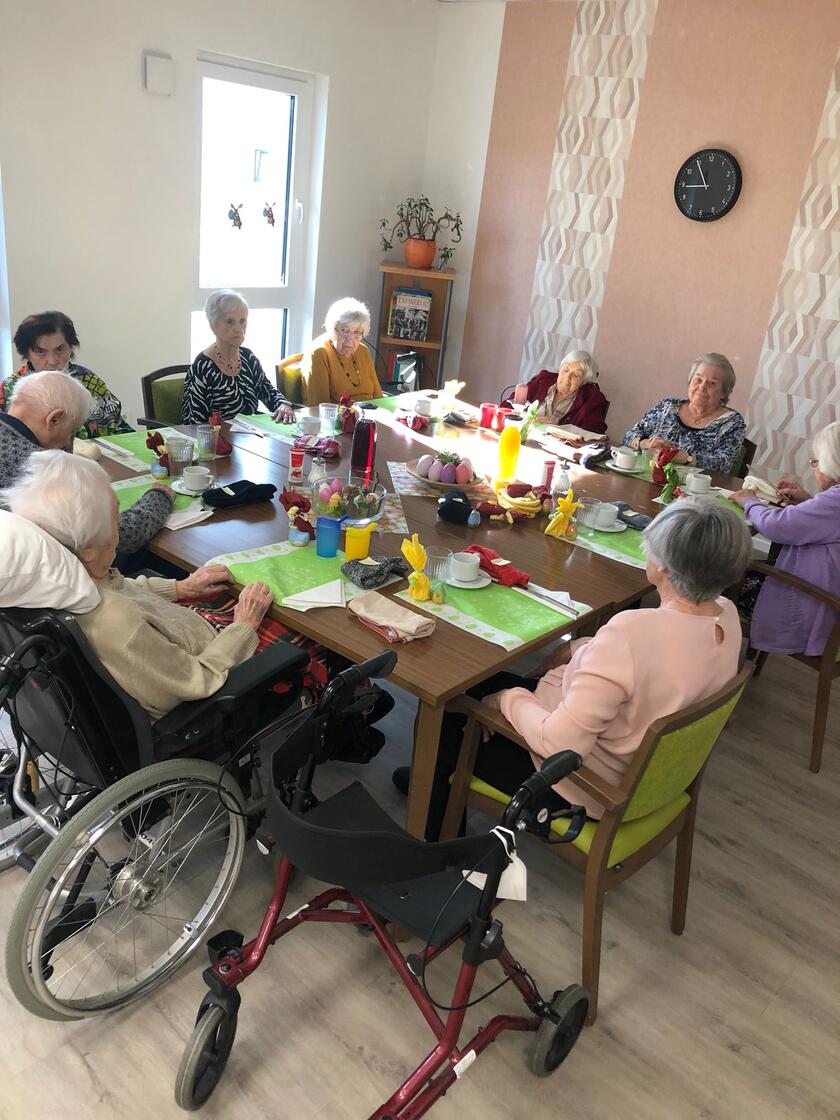 Osterfrühstück im Johanniter-Quartier