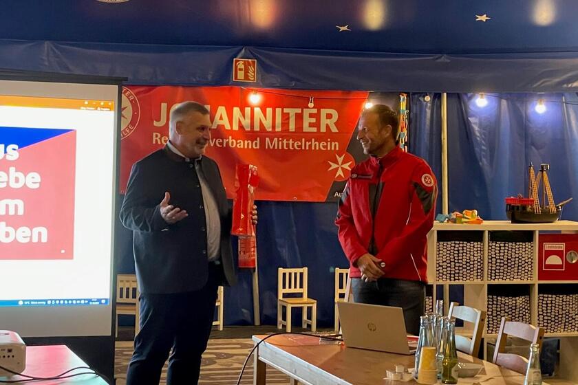 Subkommenden zu Gast im JUHte-Laune Zelt Dernau