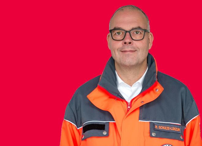 Porträtfoto Marco Schulte-Lünzum 