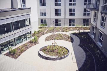 Der Innenhof des Johanniter-Seniorenzentrums Hermaringen