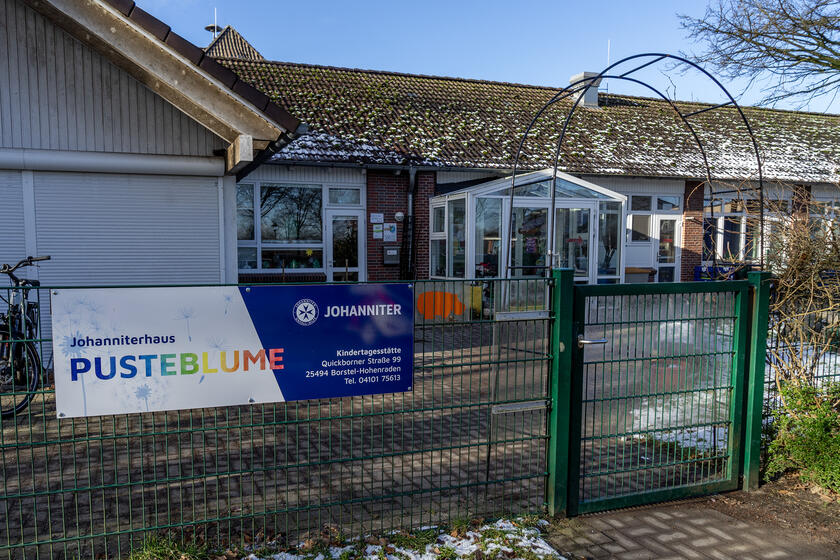 Eingang des Johanniter-Hauses Pusteblume