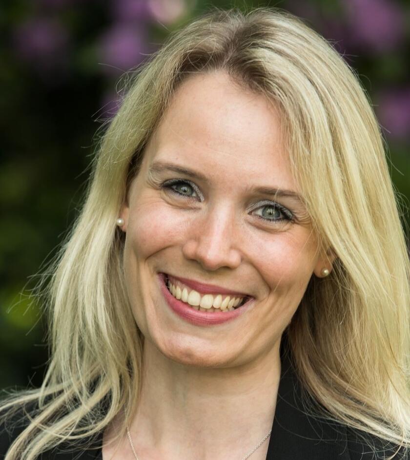 Frau Holzkämper, Mitarbeiterin in der Psychotherapie an der Klinik am Korso