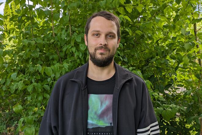 Portraitfoto Nils Schäfer