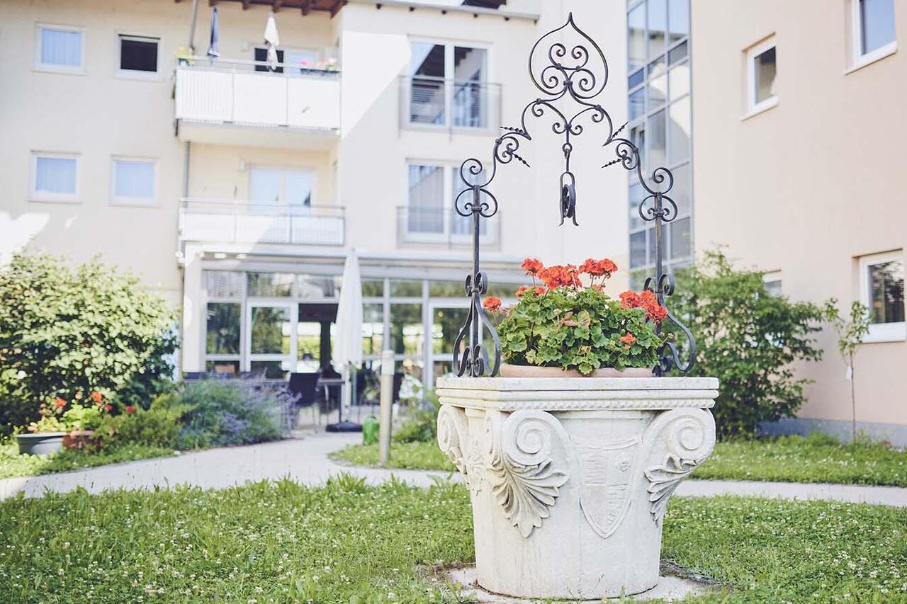 Garten des Johanniter-Seniorenzentrums im Seniorenstift Heinrich Vetter