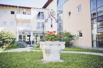 Garten des Johanniter-Seniorenzentrums im Seniorenstift Heinrich Vetter