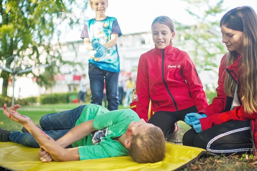 Im Fokus der Johanniter-Jugend in Dresden steht die Erste Hilfe.
