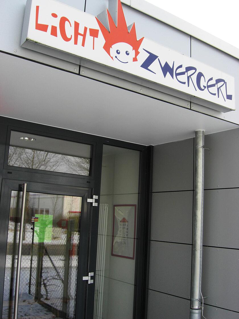 Eingang Johanniter-Krabbelstube "Lichtzwergerl"