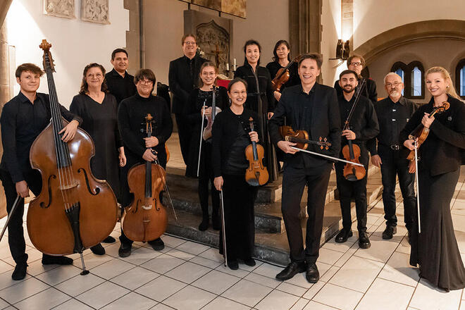 Wolf-Ferrari-Ensemble in großer Besetzung