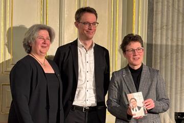 v.l.n.r. Susanne Krumbiegel, Prof. Johannes Lang, Britta Taddiken, Quelle: JHG Leipzig