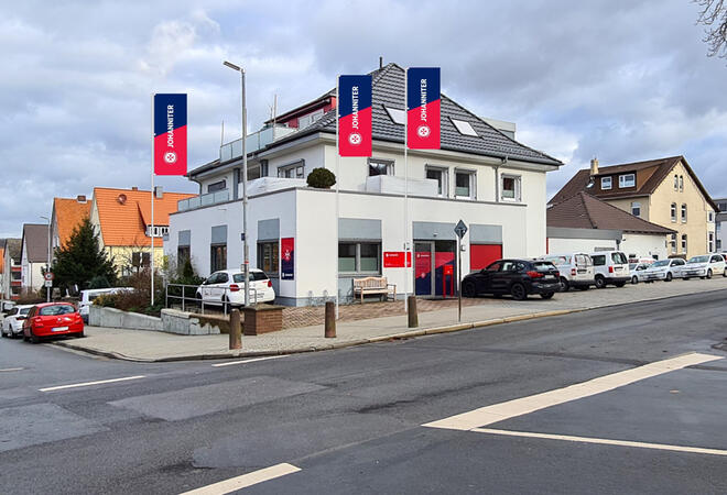 Bild von der Straße aus auf das Gebäude des Ortsverbandes der Johanniter in Northeim.