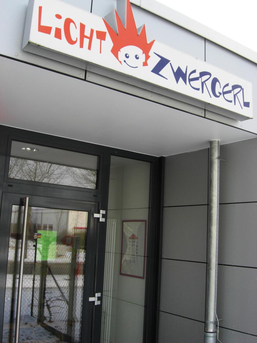 Eingang Johanniter-Krabbelstube "Lichtzwergerl"