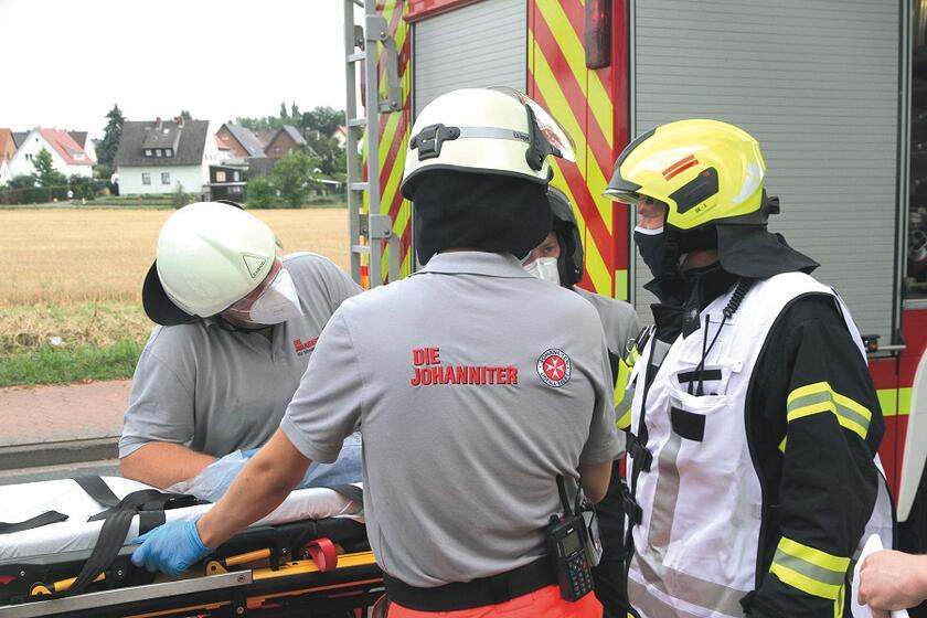 Katastrophenschutzhelfer trainieren für den Ernstfall.
