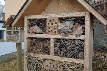 Bienenhaus Johanniter-Kinderhort Pettendorf