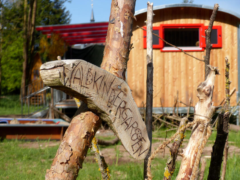 Der Bauwagen des Johanniter-Waldkindergartens in Schlüsselau