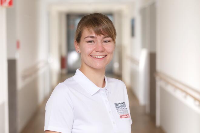 Frau Siemß, Dokumentarin EndoProthetikZentrum