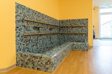 Das Kneippbecken der Johanniter-Kita Rellingen befindet sich direkt im Eingangsbereich.