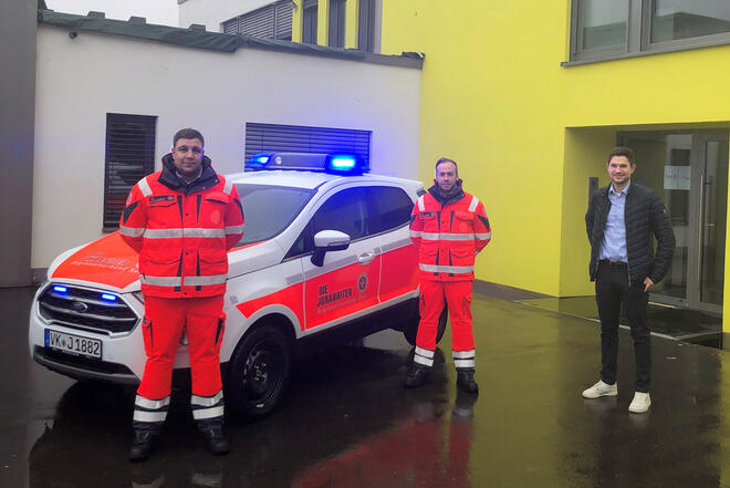 Thomas Andre und Julian Thönes von den First Respondern mit Leonard Frisch vom Regionalverband Saar (v.l.n.r.).