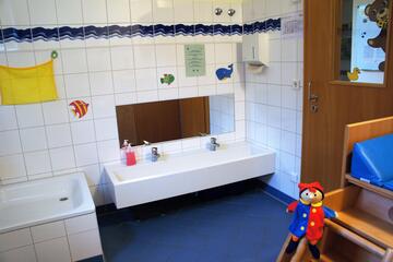 Waschraum Johanniter-Kinderkrippe Bernhardswald
