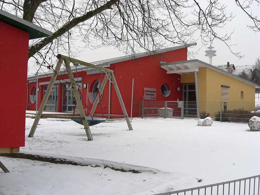Außenbereich Johanniter-Kindertagesstätte "Löwenzahn"
