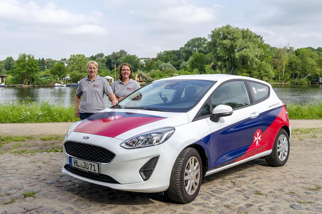 Sandra Heinrich und Karina Ristau (v.l.) freuen sich über die sehr guten Bewertungen in der diesjährigen Qualitätsprüfung des MDK.